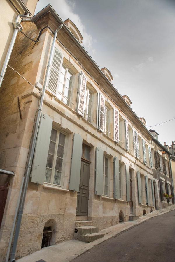 La Maison Du Haut Tonnerre Luaran gambar