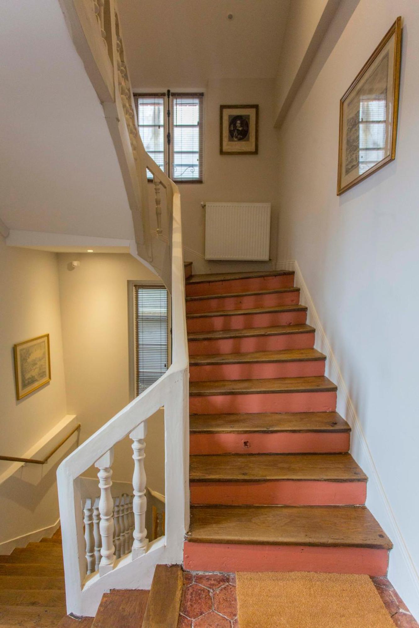 La Maison Du Haut Tonnerre Luaran gambar