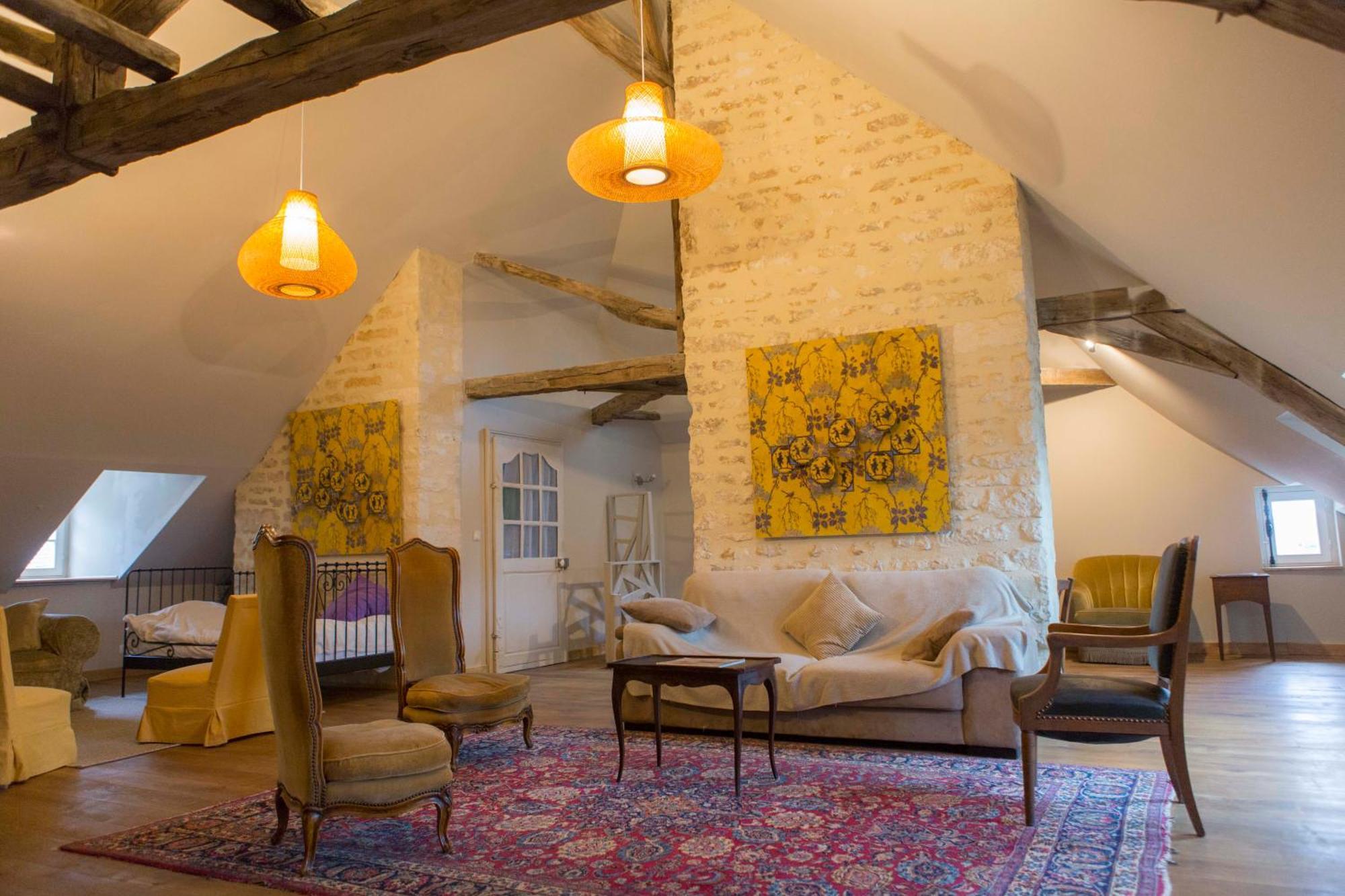 La Maison Du Haut Tonnerre Luaran gambar